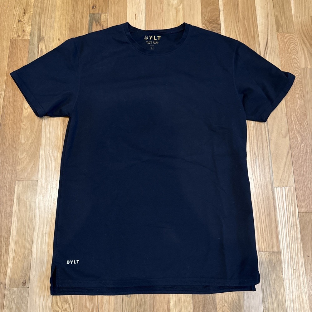 Bylt Basics Black Crew Split Hem T-Shirt size Large Lux Classic Short sleeve